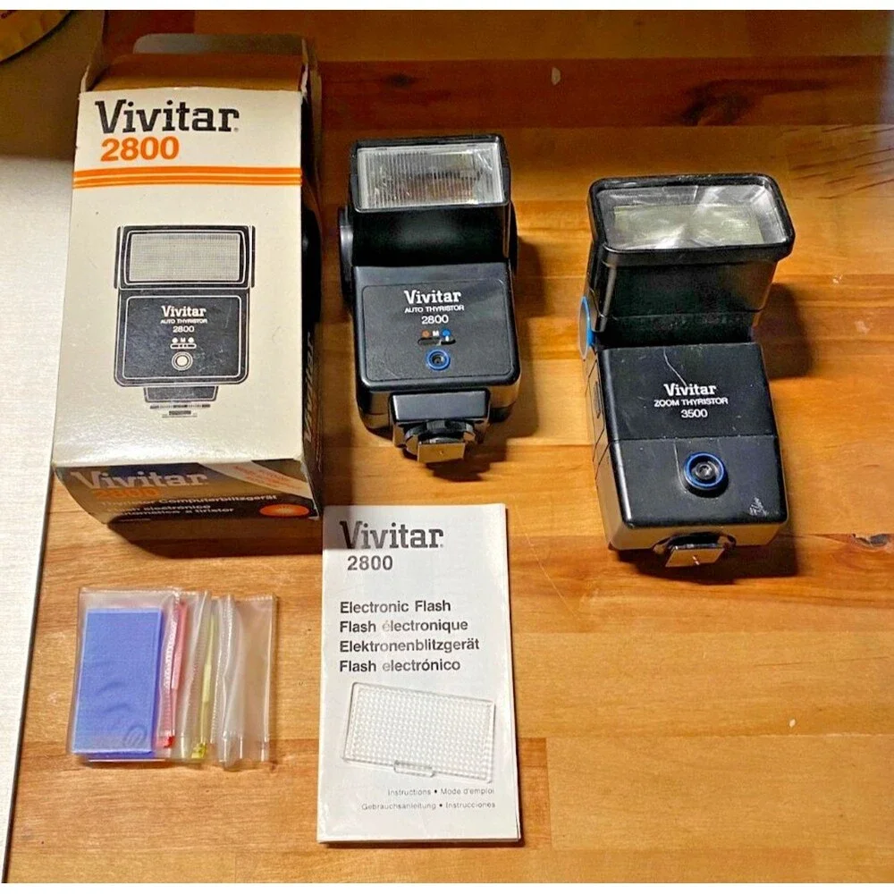 Vivitar Flash Duo — Auto Thyristor 2800 + Zoom Thyristor 3550